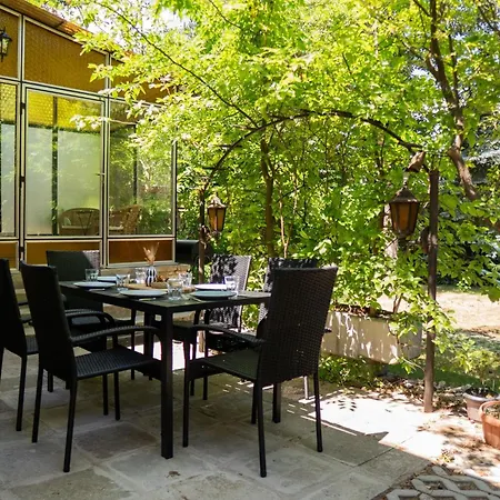 Arany Toboz Vendeghaz * Шиофок